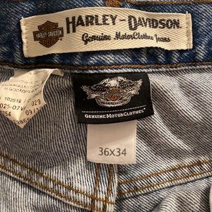Mens Harley Davidson Jeans size 36 x 34. Lighter Blue. Straight Jean